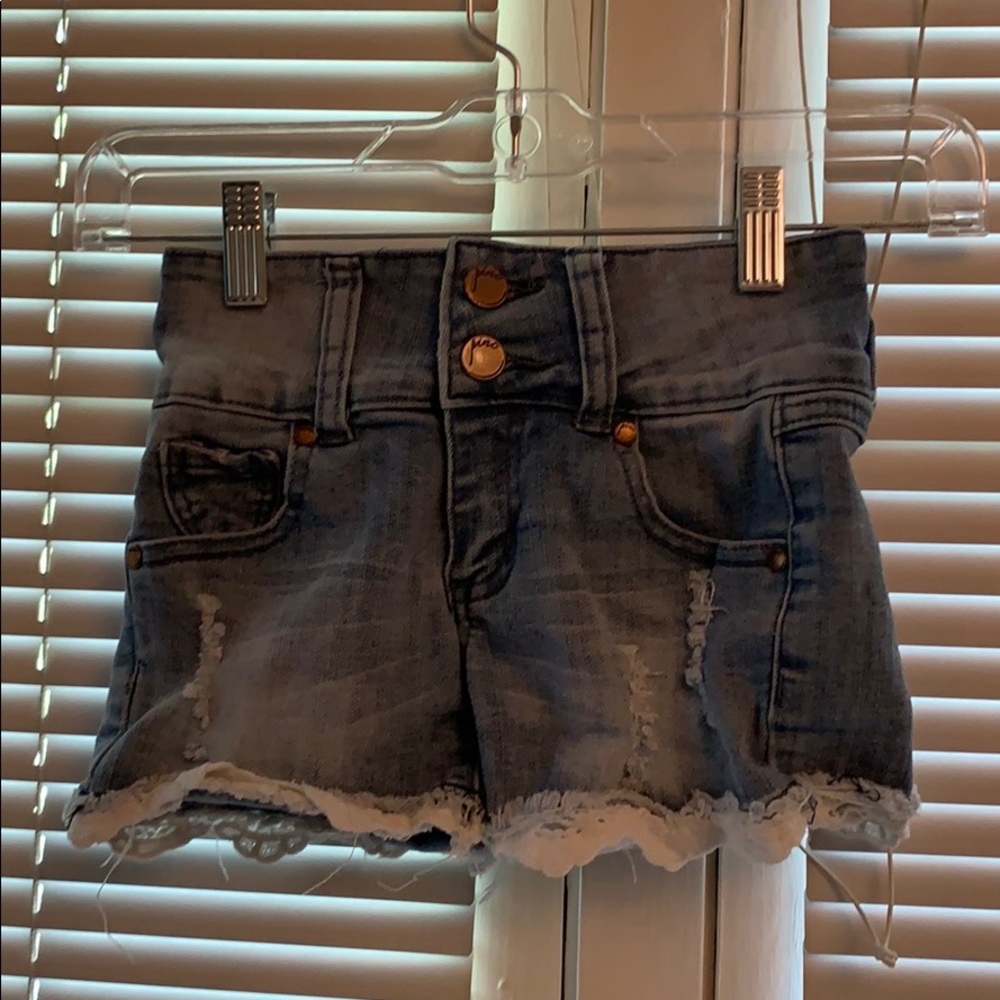 Girls ripped jean shorts